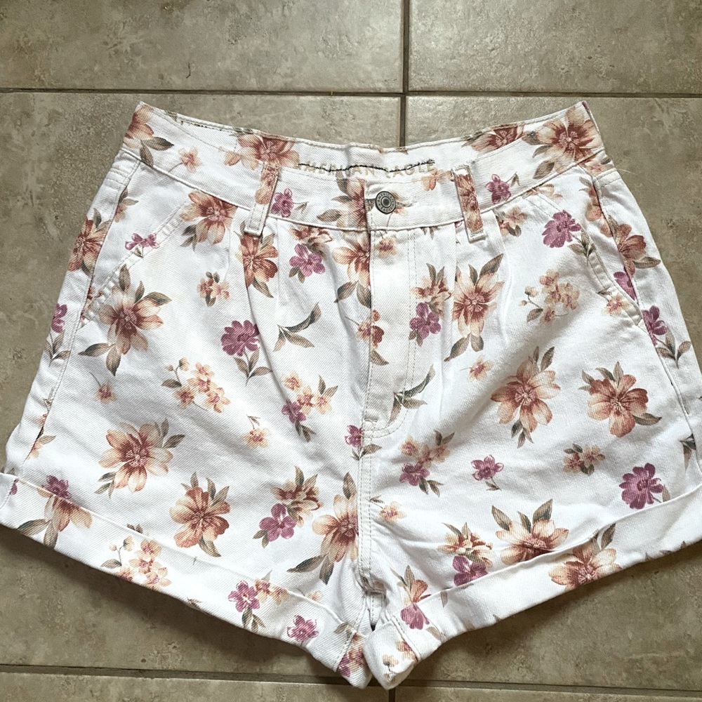 American Eagle Denim Floral Boho Shorts 6